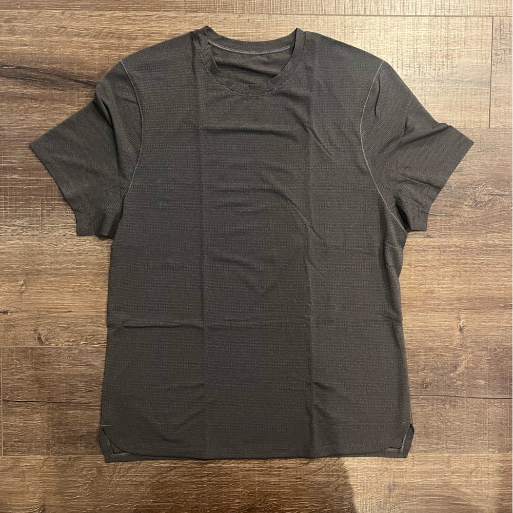 Lululemon | All Terrain Short Sleeve